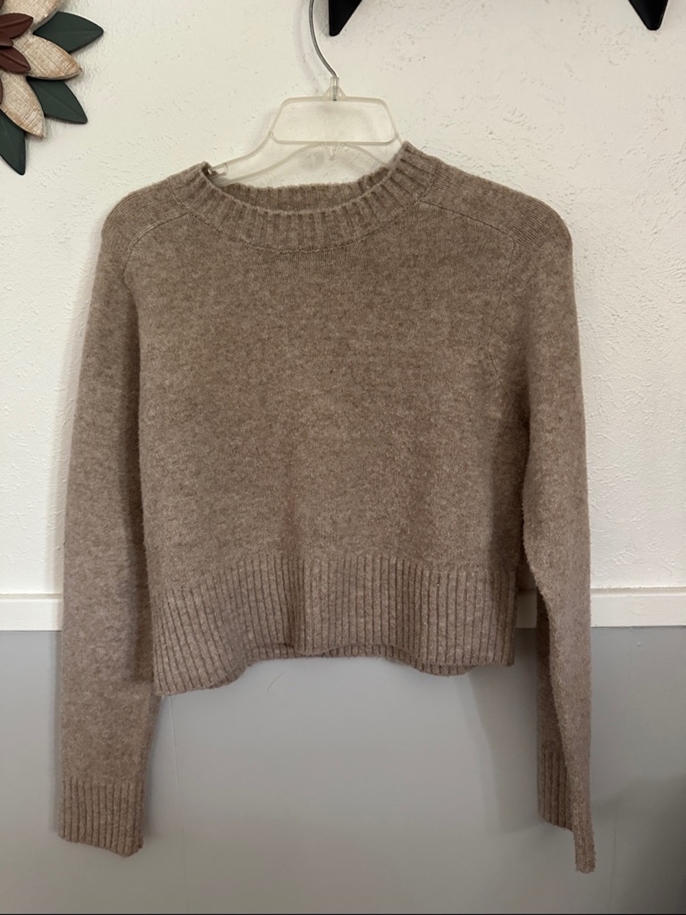 Universal Thread Taupe Crewneck Sweater